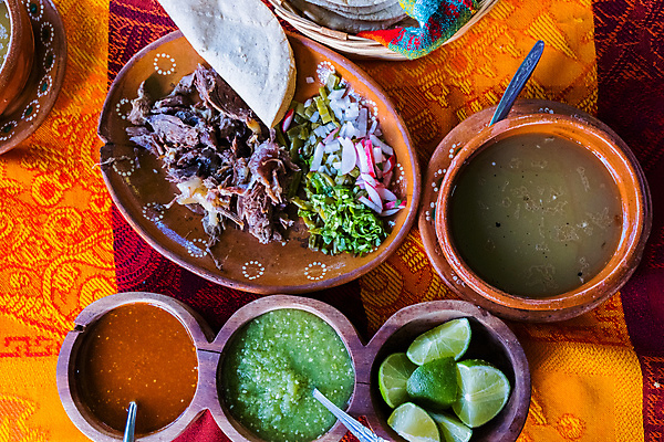 포토 JPG 해외이미지 전통 접시 음식 채소 재료 멕시코 육류 옥수수 요리 사람없음 바구니 식당 식사 저녁식사 소고기 식탁보 신선 뜨거움 맛 수프 굽기 메뉴 매움 타코 점심식사 해외포토 식기 컨셉 북아메리카 식재료 곡류 상점 구이 파일형식 이미지허브