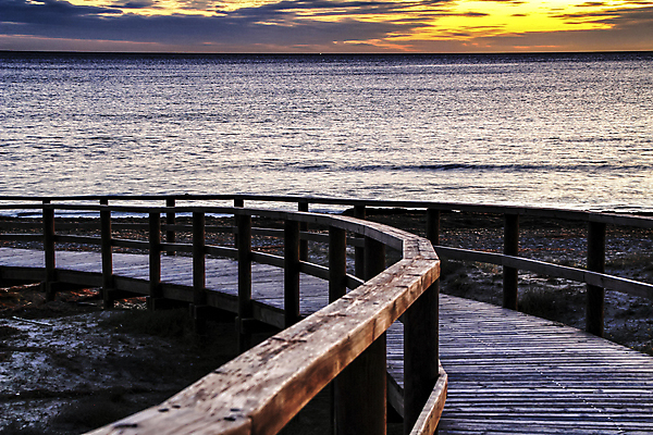 포토 JPG 해외이미지 모래 바다 분홍색 여행 백그라운드 오렌지 자연 하늘 아침 사람없음 목재 물 파란색 빛 햇빛 태양 뷰티 평화 마을 일출 황혼 새벽 스페인 황금 지중해 만들기 장면 공상 마법 통과 알리칸테 수평선 해외포토 주간 자연요소 나무 유럽 컬러 컨셉 과일 재료 모션 노을 일몰 생태계 파일형식 이미지허브