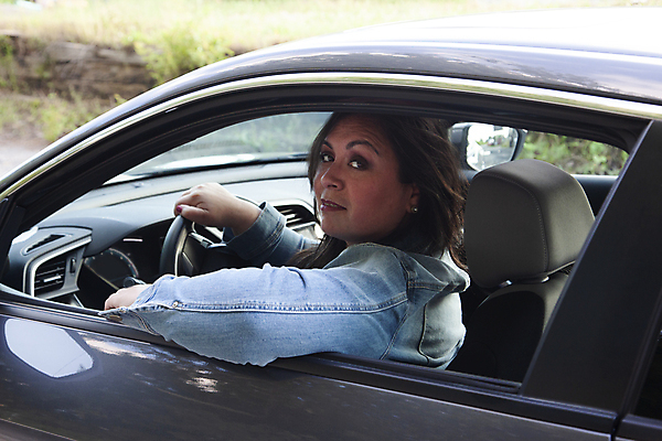 포토 JPG 해외이미지 라이프스타일 긴머리 여자 도로 여유 여행 창문 교통시설 자동차 한명 사람 재킷 운전 추위 자유 기둥 바퀴 운전사 시원함 핸들 팔 히스패닉 굴곡 자동 진짜 해외포토 직업 1 헤어스타일 건축 감정 길 육상교통 교통 컨셉 모션 생활 신체부위 외투 시설 파일형식 이미지허브