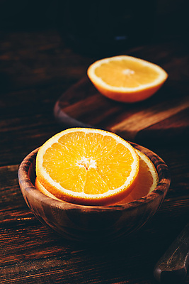 포토 JPG 해외이미지 음식 조각 백그라운드 다이어트 오렌지 과일 탁자 귤 도마 건강 사람없음 목재 빨간색 노란색 어둠 주스 시골 신선 사발 칼 달콤 맛 아침식사 자르기 상쾌 유기농 날것 슬라이스 베리 건강식 숙성 채식주의자 해외포토 나무 웰빙 감정 음료 컬러 가구 컨셉 재료 모션 주방용품 식사 사기그릇 채식 파일형식 이미지허브