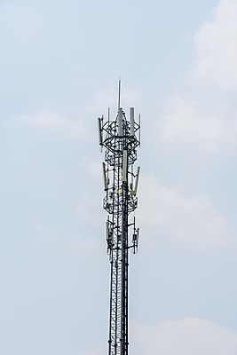 포토 JPG 해외이미지 산업 백그라운드 인터넷 비즈니스 통신 하늘 모바일 세포 안테나 사람없음 파란색 스마트폰 글로벌 탑 금속 디지털 자료 장비 인공위성 흰색 네트워크 엔지니어 역 연결 무선전화기 전화기 수화기 라디오 신호 와이파이 방송 전염 봉 지원 철강 셀룰러 4G 해외포토 건축물 컬러 교통시설 재질 IT 전자제품 핸드폰 스마트기기 기술자 질병 무선인터넷 감염 파일형식 이미지허브