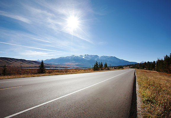 포토 JPG 해외이미지 계절 도로 여행 캐나다 교통시설 모션 자연 하늘 건조 사람없음 여행객 황무지 큼 에메랄드 북쪽 동쪽 길가 앨버타 웅장함 인기 절정 지질학 해외포토 교육 길 교통 북아메리카 사람 크기 보석 방향 시설 생태계 파일형식 이미지허브