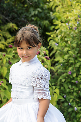 포토 JPG 해외이미지 식물 백인 1 라이프스타일 드레스 옷 여자 감정 얼굴 어린이 결혼 백그라운드 자연 한명 사람 야외 초록색 햇빛 태양 뷰티 유행 정원 흰색 표현 시원함 관목 들러리 내추럴 히비스커스 해외포토 자연요소 서양인 나무 꽃 컬러 이벤트 생활 신체부위 생태계 하객 파일형식 이미지허브