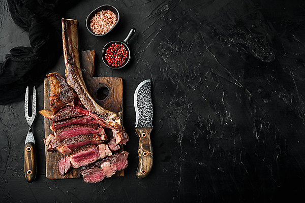 포토 JPG 해외이미지 조각 검은배경 뼈 마늘 육류 스테이크 요리 비프스테이크 사람없음 빨간색 검은색 공백 소고기 양념 혈액 카우보이 중앙 그릴 바비큐 자르기 들소 굽기 유기농 슬라이스 로즈메리 갈비뼈 목판 송아지고기 카피스페이스 강화비석군 해외포토 웰빙 음식 컬러 백그라운드 채소 식재료 모션 주방용품 서양음식 소 비석 구이 허브 강화도 파일형식 이미지허브