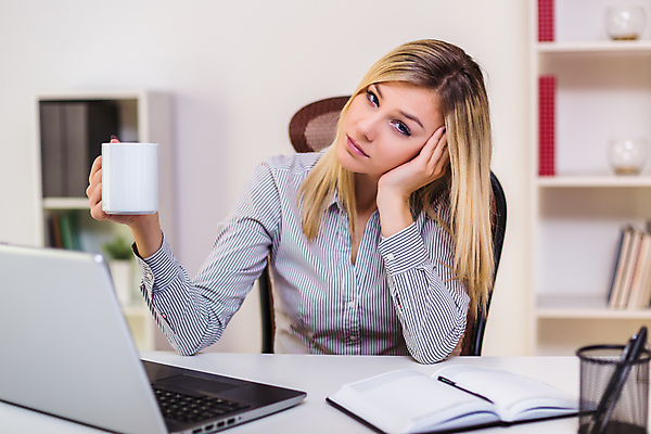 포토 JPG 해외이미지 우먼라이프 여자 커피 CEO 사업가 휴식 스트레스 실내 피곤 한명 상반신 성인 노트북 사무실 마시기 비즈니스우먼 집중 고민 경영자 업무과다 문제 책임자 게으름 성인여자한명만 해외포토 직업 1 라이프스타일 감정 음료 컨셉 비즈니스 모션 사람 내부 전자제품 업무 직장인 리더 여자한명만 성인여자만 파일형식 이미지허브