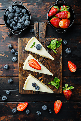 포토 JPG 해외이미지 딸기 디저트 사람없음 케이크 달콤 블루베리 치즈케이크 해외포토 음식 과일 맛 파일형식 이미지허브