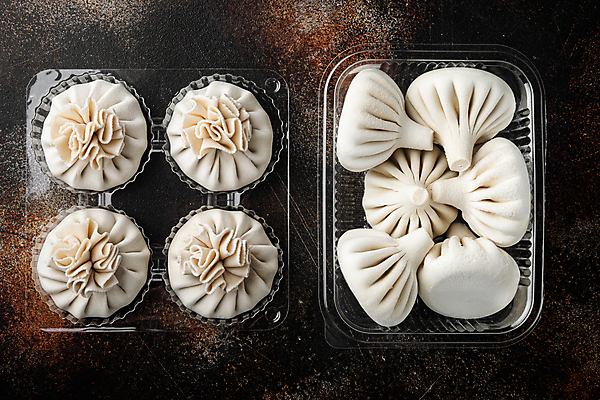 포토 JPG 해외이미지 실내 종류 사람없음 하이앵글 만두 플라스틱통 해외포토 음식 뷰포인트 통 내부 플라스틱 파일형식 이미지허브