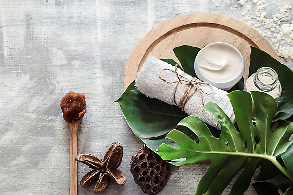 포토 JPG 해외이미지 사람없음 하이앵글 수건 오브젝트 스파용품 나무숟가락 바디케어 수분크림 열대잎 해외포토 뷰포인트 잎 위생용품 숟가락 스파 화장품 파일형식 이미지허브