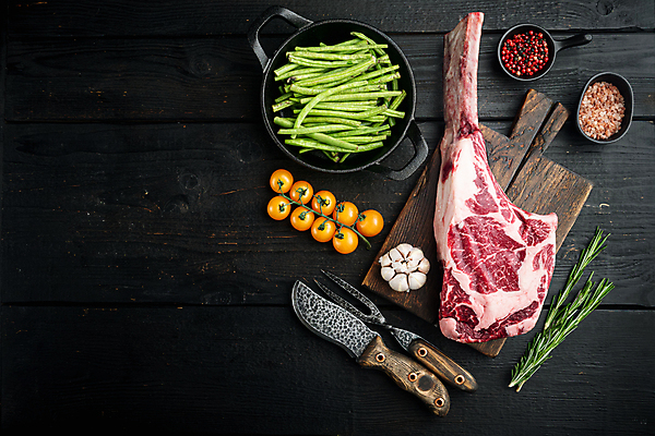 포토 JPG 해외이미지 뼈 건조 육류 스테이크 요리 비프스테이크 사람없음 목재 요리사 검은색 공백 소고기 신선 카우보이 그릴 자르기 날것 대리석 갈비뼈 생식 송아지고기 정육점 카피스페이스 강화비석군 해외포토 나무 직업 컬러 식재료 재료 모션 주방용품 서양음식 상점 비석 강화도 파일형식 이미지허브