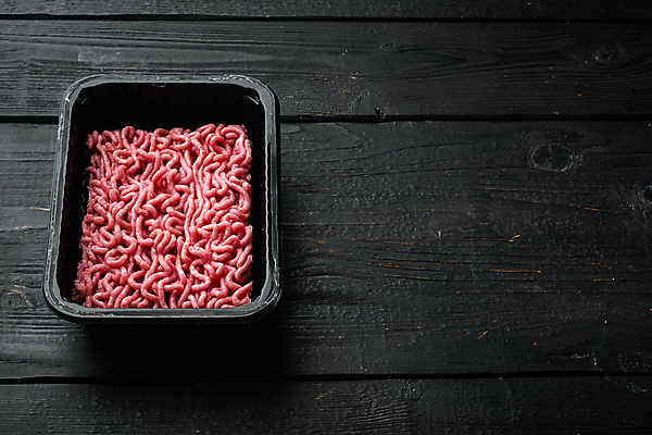 포토 JPG 해외이미지 그릇 식재료 생고기 사람없음 검은색 담기 날것 다진고기 포장용기 해외포토 식기 컬러 모션 육류 포장재료 파일형식 이미지허브