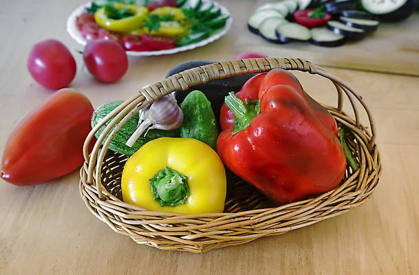 포토 JPG 해외이미지 식물 계절 음식 백그라운드 다이어트 토마토 채소 탁자 오이 실내 건강 마늘 종류 사람없음 목재 장식 빨간색 초록색 여름 농장 노란색 바구니 상점 샐러드 수확 흰색 신선 자르기 유기농 날것 후추 성분 건강식 내추럴 생태학 채식주의자 해외포토 나무 웰빙 교육 컬러 가구 농업 재료 모션 내부 향신료 채식 파일형식 이미지허브