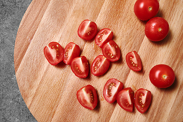 포토 JPG 해외이미지 접시 음식 백그라운드 다이어트 토마토 채소 탁자 호박 양파 오이 치즈 건강 요리 사람없음 빨간색 초록색 식사 저녁식사 샐러드 신선 사발 아침식사 상추 지중해 먹기 향신료 준비 유기농 올리브 후추 시금치 건강식 점심식사 채식주의자 비건 해외포토 식기 웰빙 열매 바다 컬러 가구 모션 유제품 사기그릇 채식 향미료 파일형식 이미지허브