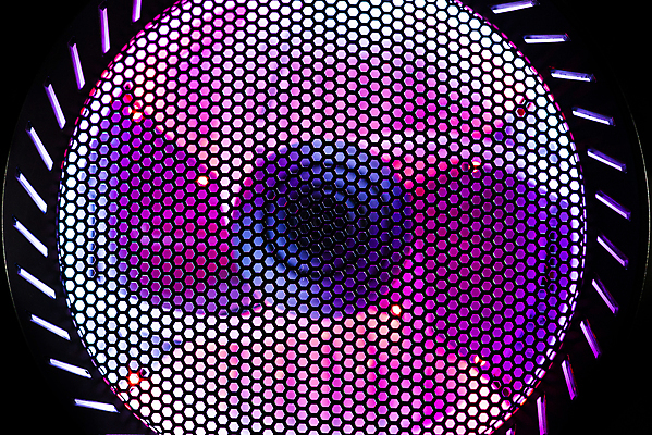 포토 JPG 해외이미지 디자인 산업 백그라운드 컨셉 기술 실내 사람없음 그래픽 빨간색 파란색 빛 컴퓨터 컬러풀 디지털 힘 공연 장비 게임 흰색 부채 시원함 묘사 순환 전자 시스템 빛망울 냉각기 하드웨어 주도 해외포토 컬러 모션 놀이 이벤트 내부 전자제품 예절 파일형식 이미지허브