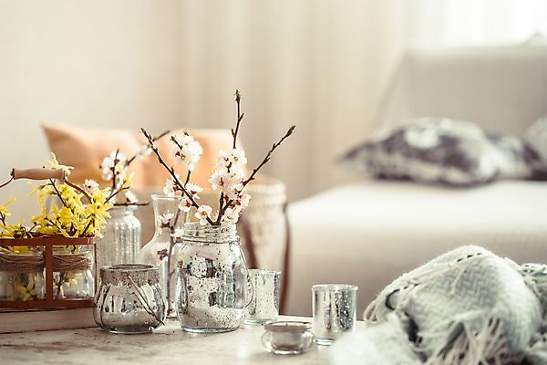 포토 JPG 해외이미지 유리병 실내 사람없음 아웃포커스 인테리어 벚꽃 해외포토 디자인 꽃 병_용기 촬영기법 내부 파일형식 이미지허브