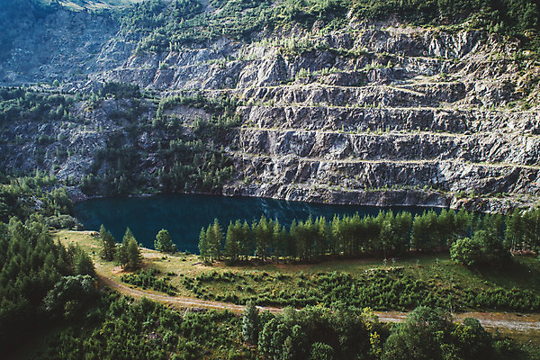 포토 JPG 주간 나무 해외풍경 여행 유럽풍경 자연 풍경 사람없음 야외 알프스 인공호수 국내포토 자연요소 식물 해외 유럽 호수 생태계 파일형식