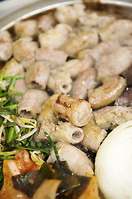 포토 JPG 음식 양파 실내 근접촬영 사람없음 아웃포커스 안주 기호식품 부추 곱창 대창 특수부위 국내포토 뷰포인트 채소 촬영기법 육류 내부 부위 파일형식