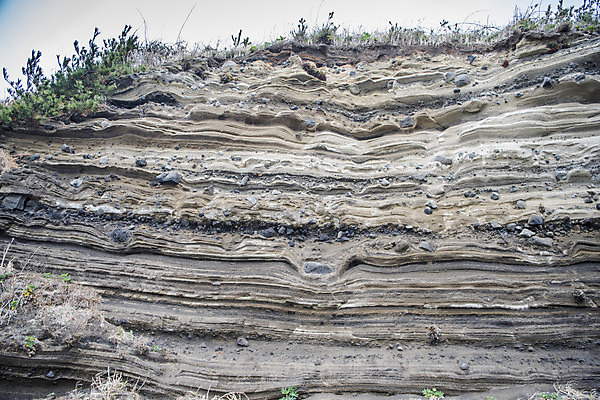 포토 JPG 주간 여행 자연 한국 풍경 사람없음 야외 제주도 봄 수월봉 화산쇄설암층 국내포토 자연요소 계절 아시아 산 생태계 파일형식