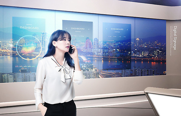 PSD 편집이미지 여자 비즈니스 회의 한명 사람 상반신 성인 옆모습 30대 스마트폰 도시풍경 컬러풀 디지털 스크린 한국인 비즈니스우먼 프레젠테이션 통화 성인여자한명만 카피스페이스 디지털사이니지 이미지편집 1 뷰포인트 컬러 모션 동양인 풍경 장년 핸드폰 스마트기기 공백 도시 직장인 여자한명만 성인여자만 파일형식