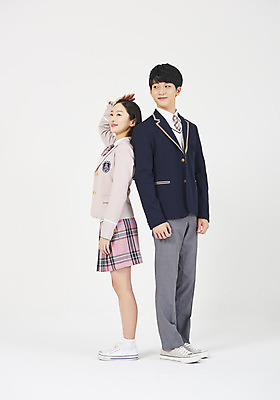 포토 JPG 스튜디오촬영 전신 학생 응시 여학생 여자 교육 남자 교복 남학생 모션 청소년 고등학생 실내 서기 미소 누끼 사람 두명 옆모습 10대 친구 십대라이프스타일 한국인 등맞대기 흰배경 키재기 십대만 고등교육 국내포토 라이프스타일 시선 옷 뷰포인트 백그라운드 관계 표정 동양인 내부 흰색 측정 키_신체 파일형식