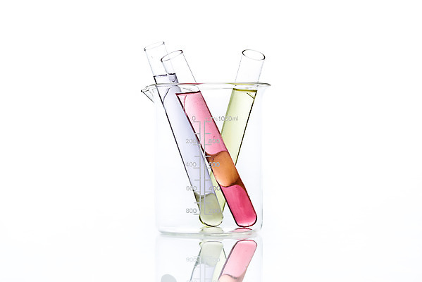 포토 JPG 스튜디오촬영 교육 과학 유리 실내 실험기구 실험 누끼 근접촬영 사람없음 컬러풀 여러개 물감 오브젝트 시험관 흰배경 교구 눈금 비커 용액 국내포토 뷰포인트 컬러 다수 백그라운드 재질 내부 미술도구 흰색 파일형식