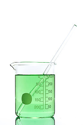포토 JPG 스튜디오촬영 교육 과학 실내 실험기구 실험 누끼 근접촬영 사람없음 초록색 한개 물감 오브젝트 흰배경 교구 눈금 비커 용액 유리관 유리막대 국내포토 1 뷰포인트 컬러 백그라운드 내부 미술도구 흰색 막대 파일형식