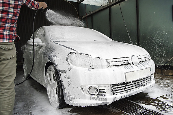 포토 JPG 주간 남자 자동차 한명 들기 성인 야외 옆모습 청결 거품 한국인 하반신 뿌리기 분사 세차 분사기 세차장 차청소 성인남자한명만 손세차 셀프세차 국내포토 자연요소 1 육상교통 뷰포인트 모션 사람 동양인 위생 청소 남자한명만 성인남자만 파일형식