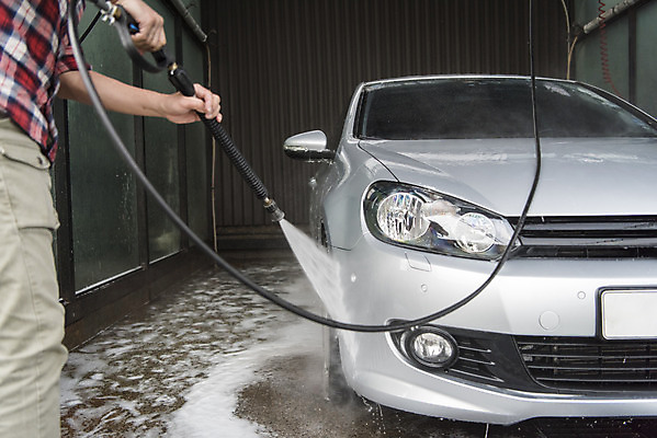 포토 JPG 주간 남자 자동차 한명 들기 성인 야외 옆모습 청결 거품 한국인 하반신 분사 세차 물뿌리기 분사기 세차장 차청소 성인남자한명만 손세차 셀프세차 국내포토 자연요소 1 육상교통 뷰포인트 모션 사람 동양인 위생 청소 남자한명만 성인남자만 파일형식
