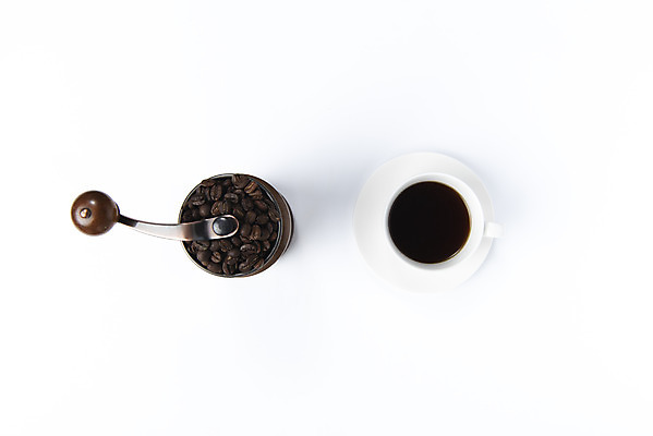 포토 JPG 스튜디오촬영 티타임 실내 누끼 사람없음 하이앵글 카페 원두 커피잔 오브젝트 흰배경 원두커피 그라인더 아메리카노 플랫레이 국내포토 커피 뷰포인트 백그라운드 휴식 잔 내부 상점 흰색 플랫 커피용품 파일형식