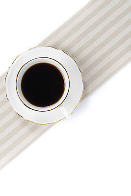 포토 JPG 스튜디오촬영 티타임 실내 누끼 사람없음 하이앵글 카페 커피잔 천 오브젝트 흰배경 원두커피 아메리카노 플랫레이 국내포토 커피 뷰포인트 백그라운드 휴식 잔 내부 상점 흰색 직물 플랫 파일형식