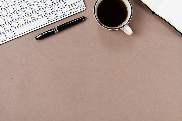 포토 JPG 스튜디오촬영 티타임 실내 누끼 사람없음 하이앵글 볼펜 카페 키보드 커피잔 오브젝트 원두커피 아메리카노 플랫레이 국내포토 커피 뷰포인트 휴식 잔 내부 펜 상점 플랫 파일형식