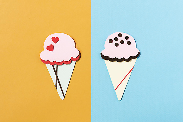 포토 JPG 스튜디오촬영 계절 종이 백그라운드 휴가 아이스크림 디저트 실내 사람없음 여름 여름휴가 바캉스 하이앵글 컬러풀 오브젝트 플랫레이 국내포토 음식 뷰포인트 컬러 내부 플랫 파일형식 여름_계절