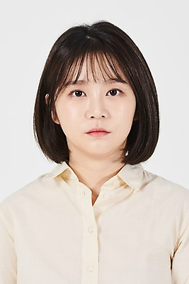 포토 JPG 스튜디오촬영 여학생 여자 감정 대학생 실내 무표정 표정 한명 누끼 근접촬영 상반신 20대 청년 성인 앞모습 한국인 흰배경 증명사진 성인여자한명만 국내포토 1 학생 뷰포인트 백그라운드 사람 동양인 내부 흰색 여자한명만 성인여자만 파일형식