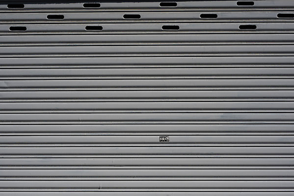 포토 JPG 주간 벽 백그라운드 근접촬영 사람없음 야외 빈티지 질감 철판 셔터 차콜색 국내포토 자연요소 뷰포인트 컬러 컨셉 파일형식