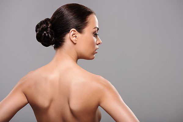 포토 JPG 스튜디오촬영 서양인 외국인 응시 여자 신체 실내 한명 서기 누끼 상반신 20대 성인 뒷모습 등 누드 몸매 흰배경 세미누드 성인여자한명만 국내포토 1 시선 뷰포인트 백그라운드 모션 사람 인종 청년 내부 신체부위 흰색 여자한명만 성인여자만 파일형식