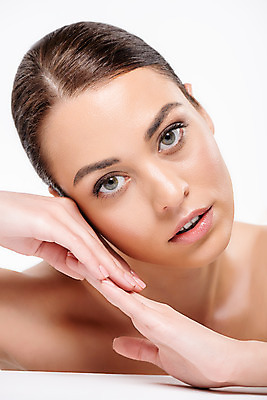 포토 JPG 스튜디오촬영 서양인 외국인 여자 신체 실내 한명 누끼 손짓 상반신 20대 성인 앞모습 누드 몸매 흰배경 세미누드 성인여자한명만 국내포토 1 뷰포인트 백그라운드 모션 사람 인종 청년 내부 흰색 여자한명만 성인여자만 파일형식