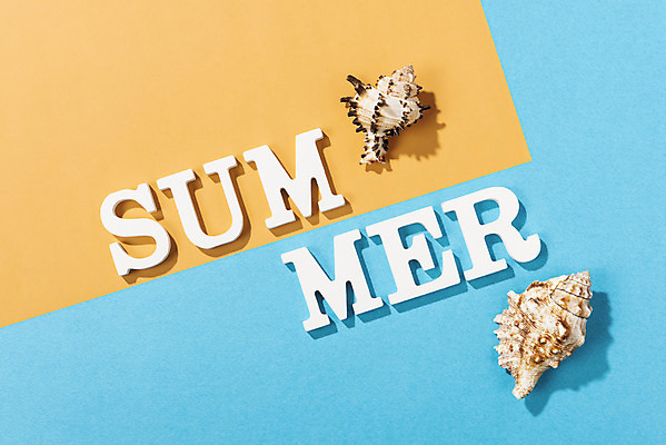 포토 JPG 스튜디오촬영 문자 알파벳 영어 계절 종이 바다 실내 타이포그라피 사람없음 여름 단어 여름휴가 바캉스 하이앵글 컬러풀 소라 오브젝트 국내포토 뷰포인트 컬러 휴가 어패류 내부 파일형식 여름_계절