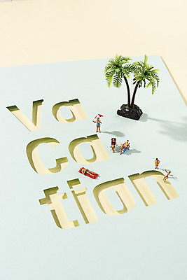 포토 JPG 스튜디오촬영 문자 알파벳 영어 계절 바다 여행 하늘색 휴가 휴식 실내 타이포그라피 해변 사람없음 여름 단어 여름휴가 바캉스 컬러풀 야자수 미니어처 페이퍼아트 오브젝트 국내포토 나무 컬러 컨셉 내부 파란색 모형 파일형식 여름_계절