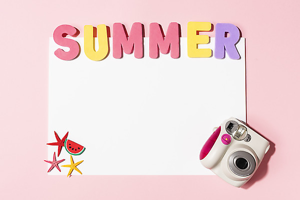 포토 JPG 스튜디오촬영 문자 배너 알파벳 영어 계절 분홍색 불가사리 수박 실내 타이포그라피 사람없음 여름 단어 여름휴가 바캉스 하이앵글 컬러풀 카메라 미니어처 오브젝트 폴라로이드 국내포토 뷰포인트 컬러 과일 휴가 극피동물 내부 전자제품 모형 파일형식 여름_계절