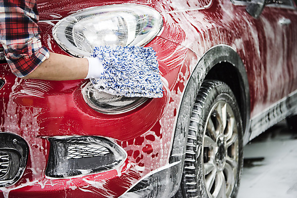 포토 JPG 주간 손 남자 자동차 한명 성인 야외 신체부위 청결 거품 한국인 닦기 세차 세차장 손걸레 차청소 성인남자한명만 손세차 셀프세차 국내포토 자연요소 1 육상교통 모션 사람 동양인 위생 청소 걸레 남자한명만 성인남자만 파일형식