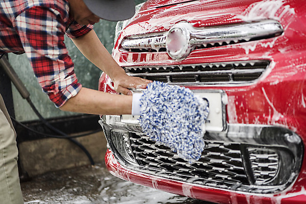 포토 JPG 주간 남자 자동차 한명 서기 상반신 성인 야외 옆모습 청결 거품 한국인 닦기 세차 세차장 손걸레 차청소 성인남자한명만 손세차 셀프세차 국내포토 자연요소 1 육상교통 뷰포인트 모션 사람 동양인 위생 청소 걸레 남자한명만 성인남자만 파일형식