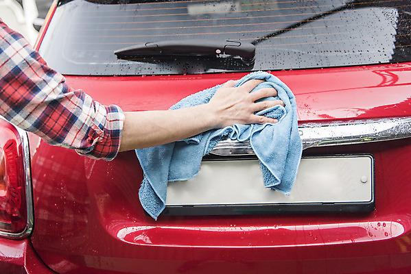 포토 JPG 주간 손 남자 자동차 한명 성인 야외 신체부위 청결 한국인 닦기 세차 세차장 손걸레 차청소 성인남자한명만 손세차 셀프세차 국내포토 자연요소 1 육상교통 모션 사람 동양인 위생 청소 걸레 남자한명만 성인남자만 파일형식