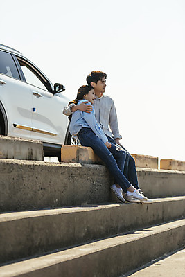 포토 JPG 주간 전신 커플 응시 여자 남자 행복 교통수단 바다 여행 자동차 앉기 20대 성인 야외 두명 옆모습 30대 제주도 계단 자연보호 환경 그린캠페인 기댐 다정 봄 한국인 그린에너지 즐거움 친환경 해안도로 국내여행 봄여행 전기자동차 해변도로 친환경자동차 성인만 어깨에손 신창해안도로 국내포토 자연요소 시선 계절 감정 도로 육상교통 캠페인 뷰포인트 교통 컨셉 관계 모션 자연 한국 사람 동양인 청년 장년 에너지 보호 파일형식