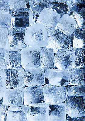 포토 JPG 스튜디오촬영 백그라운드 실내 사람없음 얼음 여러개 투명 차가움 시원함 오브젝트 얼음조각 국내포토 자연요소 다수 내부 파일형식