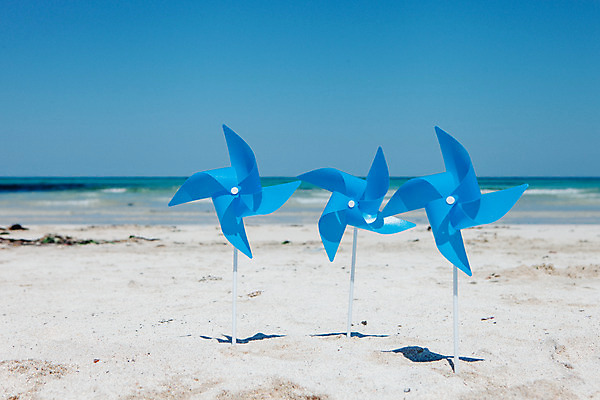 포토 JPG 주간 바람 해변 사람없음 야외 여름 여름휴가 바캉스 모래사장 제주도 맑음 에너지 바람개비 오브젝트 김녕해수욕장 국내포토 자연요소 계절 바다 날씨 휴가 한국 해수욕장 파일형식 여름_계절