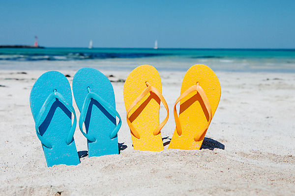 포토 JPG 주간 바캉스용품 해변 사람없음 야외 여름 여름휴가 바캉스 모래사장 제주도 맑음 쪼리 오브젝트 김녕해수욕장 국내포토 자연요소 계절 바다 날씨 휴가 한국 샌들 해수욕장 파일형식 여름_계절