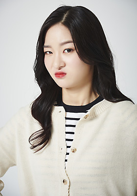 포토 JPG 스튜디오촬영 여학생 여자 대학생 실내 표정 한명 누끼 근접촬영 상반신 20대 성인 앞모습 청춘 한국인 짜증 찡그림 흰배경 여대생 불만 성인여자한명만 국내포토 1 학생 감정 뷰포인트 백그라운드 컨셉 사람 동양인 청년 내부 흰색 여자한명만 성인여자만 파일형식