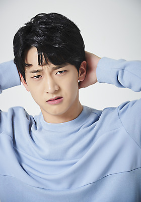 포토 JPG 스튜디오촬영 남자 남학생 대학생 실내 표정 한명 누끼 근접촬영 상반신 20대 성인 앞모습 청춘 한국인 짜증 찡그림 흰배경 성인남자한명만 못마땅 국내포토 1 학생 감정 뷰포인트 백그라운드 컨셉 사람 동양인 청년 내부 흰색 남자한명만 성인남자만 파일형식