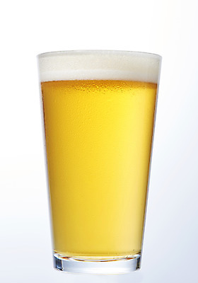 포토 JPG 스튜디오촬영 백그라운드 잔 맥주 생맥주 실내 누끼 사람없음 여름 차가움 시원함 오브젝트 흰배경 갈증해소 맥주거품 국내포토 식기 계절 주류 내부 거품 흰색 해소 파일형식
