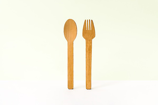 포토 JPG 스튜디오촬영 캠페인 포크 실내 사람없음 자연보호 환경 숟가락 그린캠페인 재활용 환경오염 오염 오브젝트 나무스푼 나무포크 초록배경 제로웨이스트 국내포토 식기 백그라운드 컨셉 자연 수저 내부 초록색 보호 사회이슈 친환경 나무숟가락 파일형식