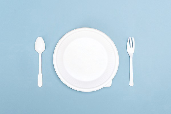 포토 JPG 스튜디오촬영 접시 캠페인 포크 실내 사람없음 하이앵글 자연보호 환경 숟가락 그린캠페인 재활용 환경오염 오염 일회용 오브젝트 파란배경 일회용접시 플랫레이 제로웨이스트 국내포토 식기 뷰포인트 백그라운드 컨셉 자연 수저 내부 파란색 플랫 보호 사회이슈 친환경 파일형식